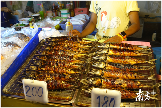 旅游美景美食朋友圈说说怎么写?掌握这些技巧让你的旅行分享瞬间引爆点赞 旅游美景美食朋友圈说说怎么写?掌握这些技巧让你的旅行分享瞬间引爆点赞