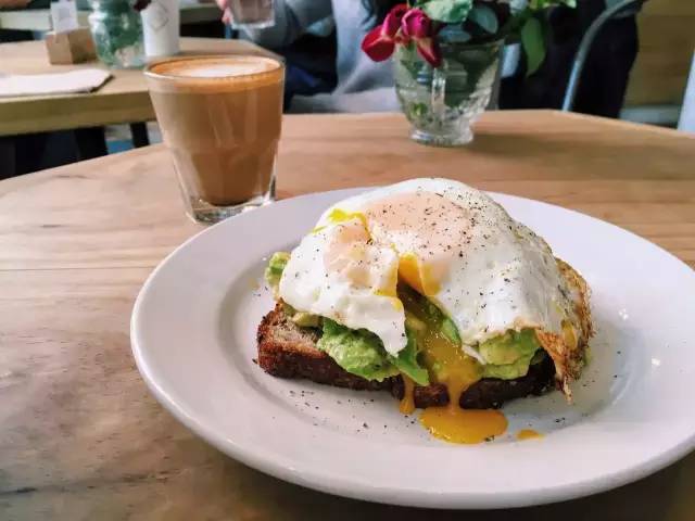 国内旅游美食圣地全攻略：一站式吃遍中国地道风味，开启舌尖上的快乐之旅