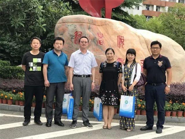 武汉旅游景点和美食全攻略：轻松规划行程，尽享江城魅力