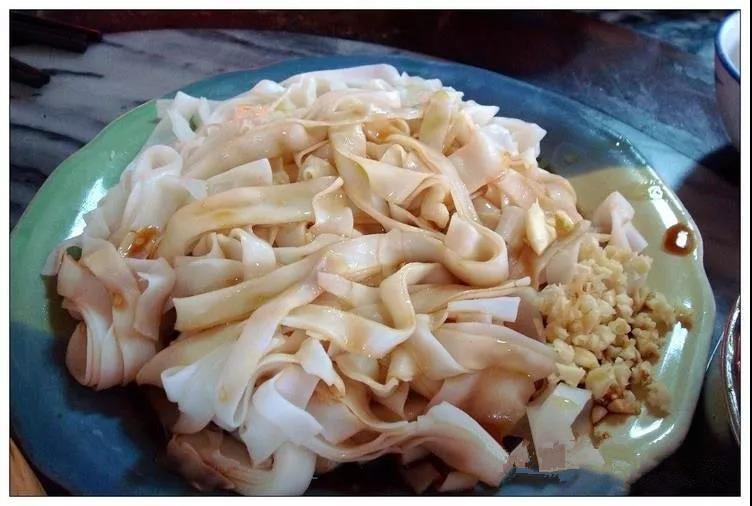 中国美食城市旅游路线：轻松规划舌尖之旅，解锁地道美味与快乐体验