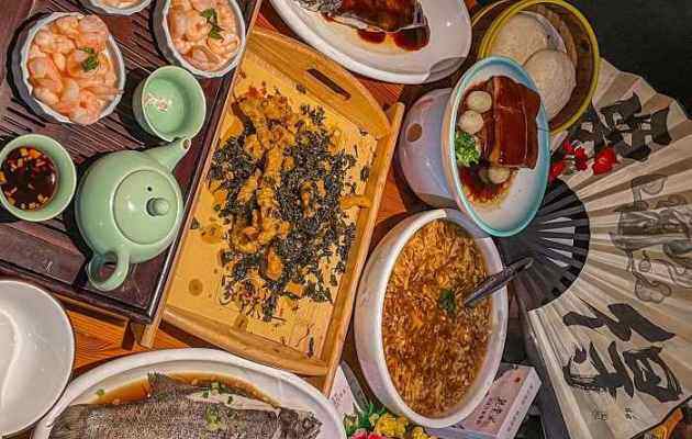 杭州旅游景点美食全攻略：品味千年杭帮菜与地道小吃，轻松规划舌尖之旅