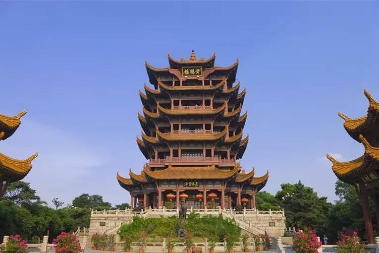 武汉旅游必去景点攻略：黄鹤楼、东湖、户部巷、长江大桥门票交通全指南