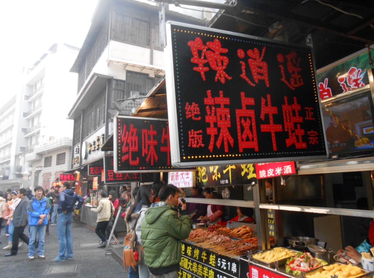 武汉游玩美食全攻略：从热干面到武昌鱼，一站式解锁地道美食地图