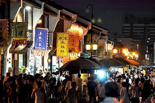 杭州当地人爱去的美食街：避开游客，寻找地道杭帮菜与隐藏小吃