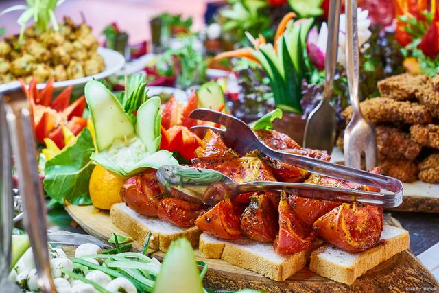 美食旅游推荐：用舌尖丈量世界，规划完美味觉之旅