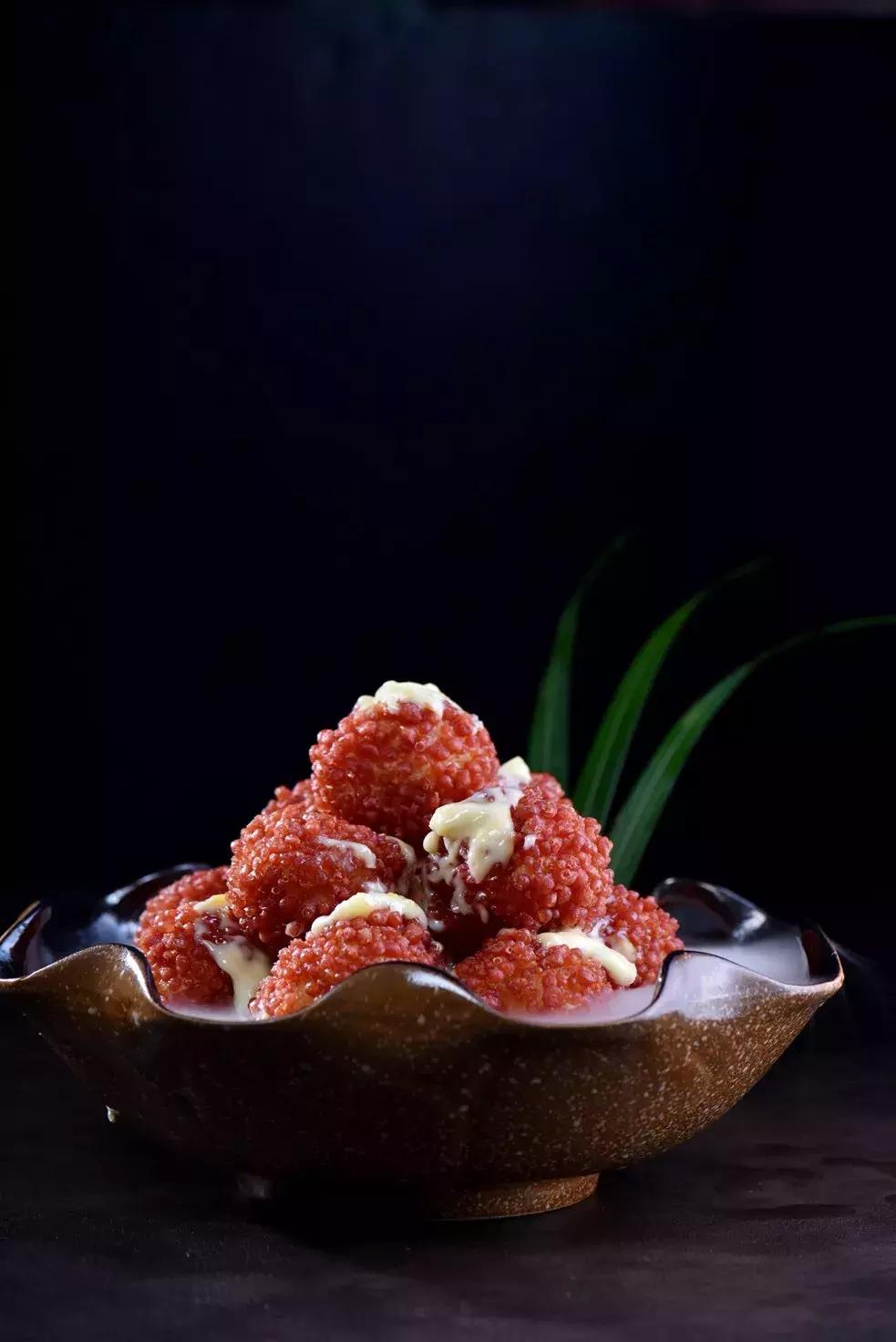 杭州美食攻略吃货大全：解锁地道杭帮菜与必吃小吃，带你轻松吃遍杭州